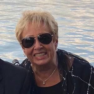 Meet your Posher, Janet